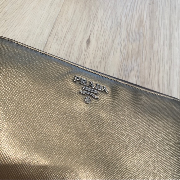 Prada Saffiano Wallet - Picture 2 of 7